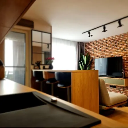 Moderno En El Centro !-checkhostprofile-!