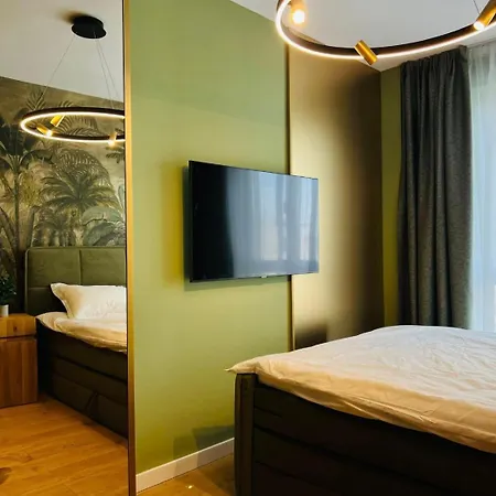 Moderno En El Centro !-checkhostprofile-!