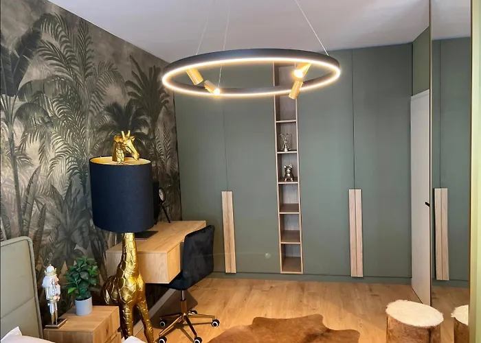 Moderno En El Centro !-checkhostprofile-! Hébergement de vacances Lugo