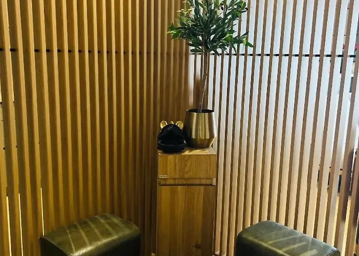 Moderno En El Centro !-checkhostprofile-! Lugo